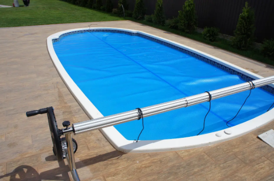 holubaia-plenka-dlia-basseina-soliarnaia-plenka-na-bassein-14793746472618 აუზის ტენტი